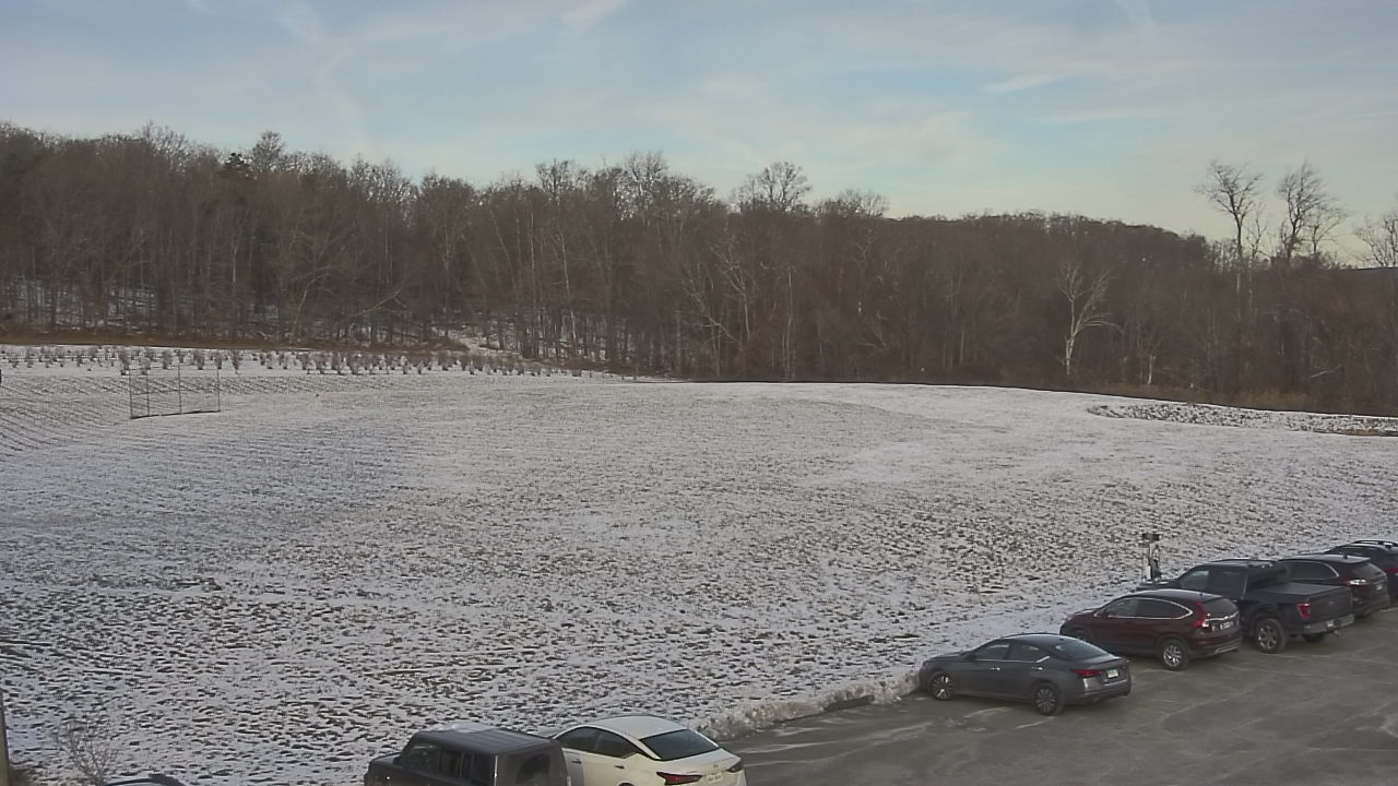 Thumbnail for current weather camera view from Marvelwood School in Kent, Connecticut