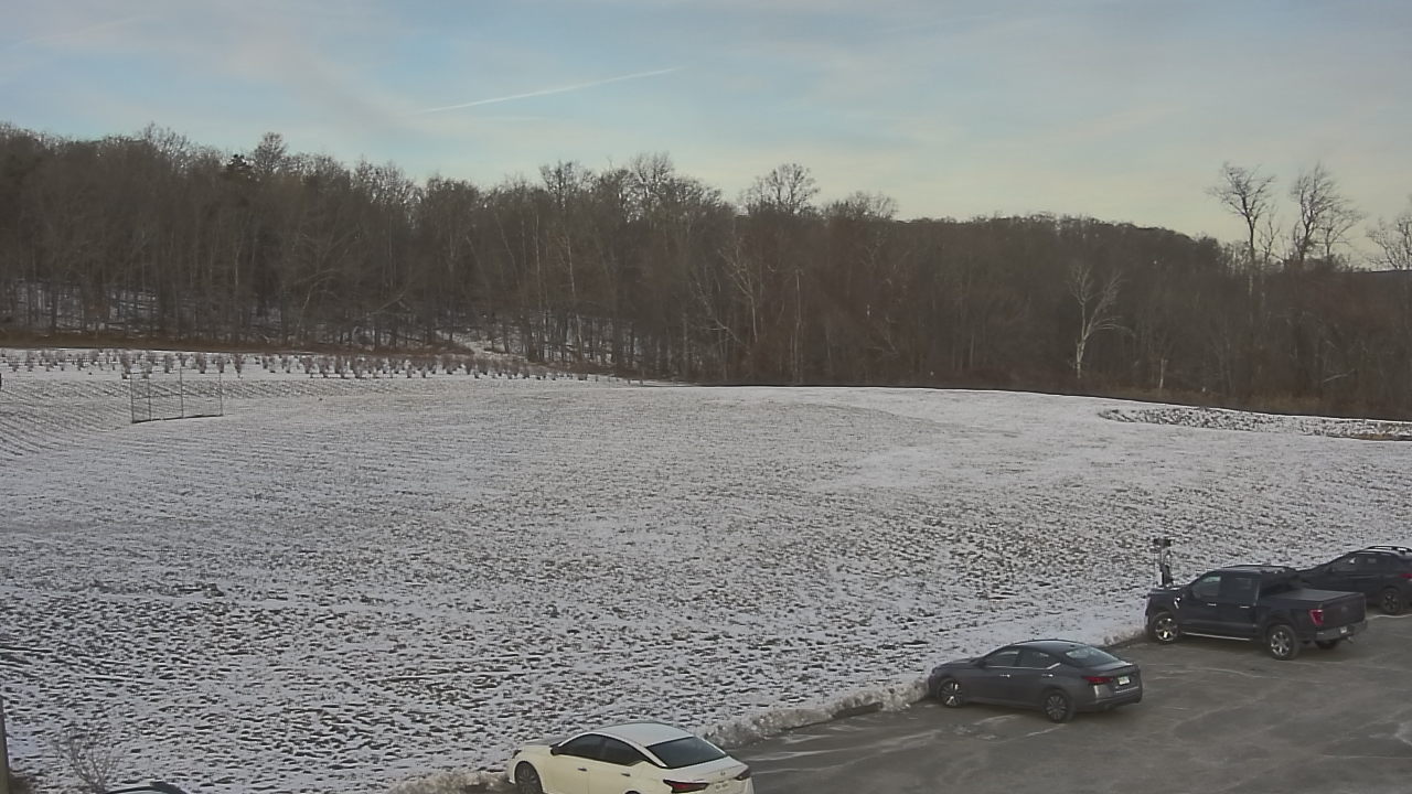 Thumbnail for current weather camera view from Marvelwood School in Kent, Connecticut