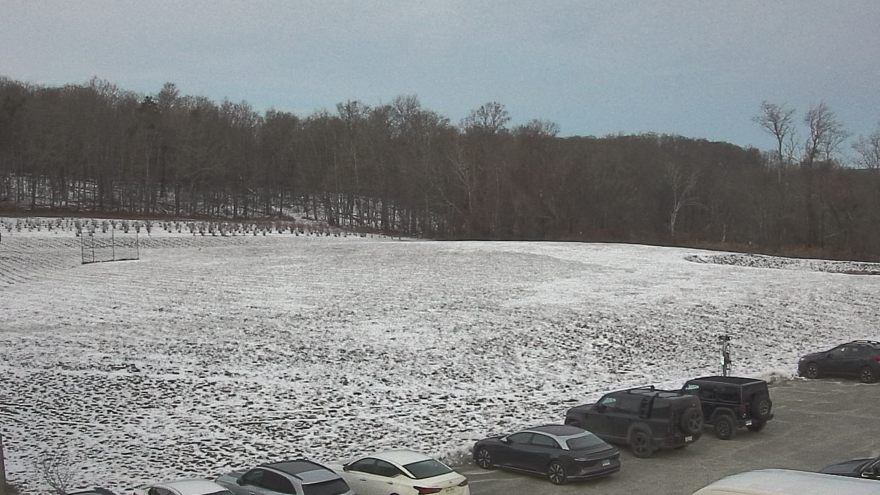 Thumbnail for current weather camera view from Marvelwood School in Kent, Connecticut