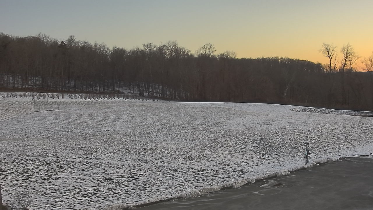 Thumbnail for current weather camera view from Marvelwood School in Kent, Connecticut