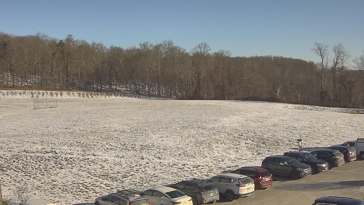 Thumbnail for current weather camera view from Marvelwood School in Kent, Connecticut