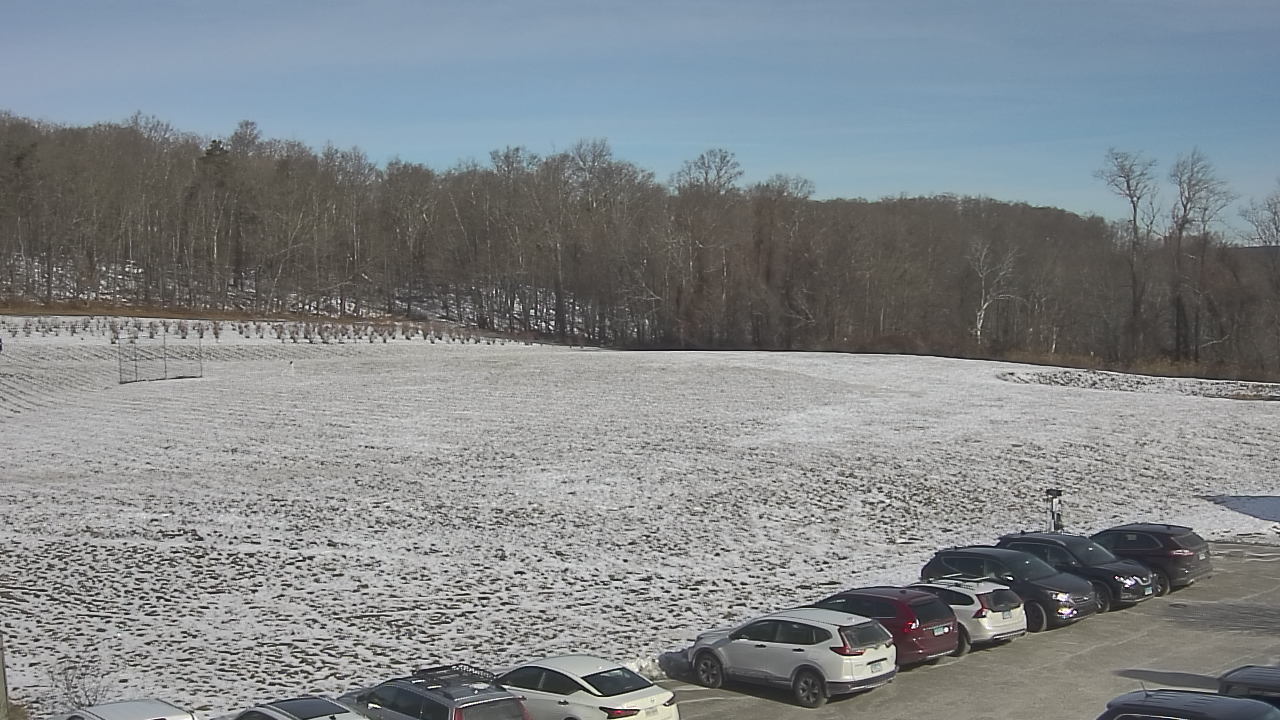 Thumbnail for current weather camera view from Marvelwood School in Kent, Connecticut