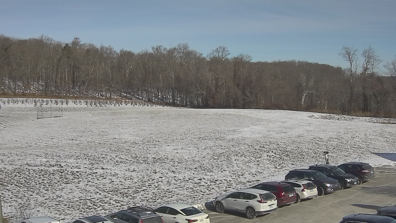 Thumbnail for current weather camera view from Marvelwood School in Kent, Connecticut