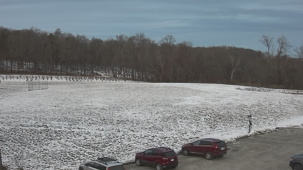 Thumbnail for current weather camera view from Marvelwood School in Kent, Connecticut