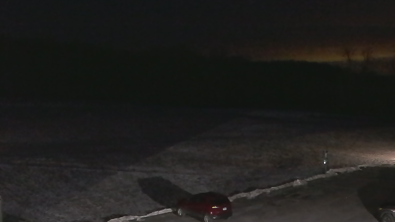 Thumbnail for current weather camera view from Marvelwood School in Kent, Connecticut