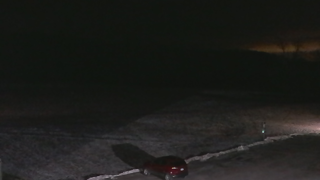 Thumbnail for current weather camera view from Marvelwood School in Kent, Connecticut