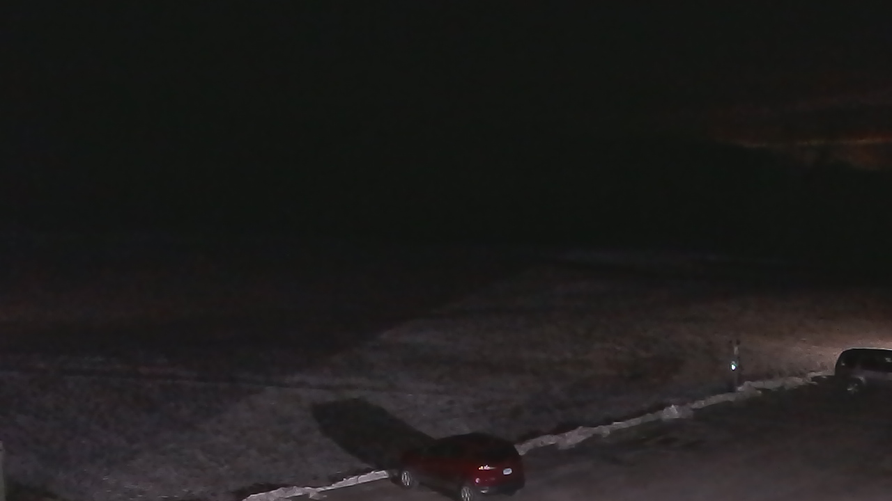 Thumbnail for current weather camera view from Marvelwood School in Kent, Connecticut