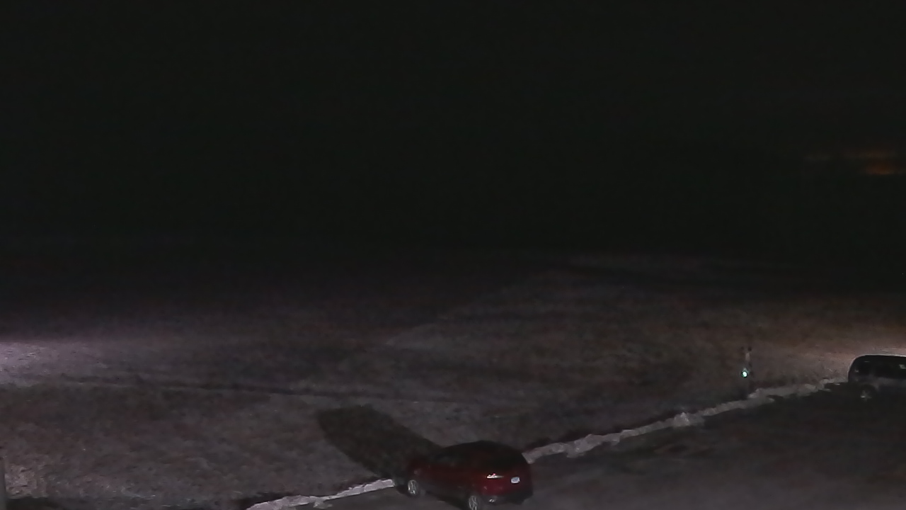 Thumbnail for current weather camera view from Marvelwood School in Kent, Connecticut