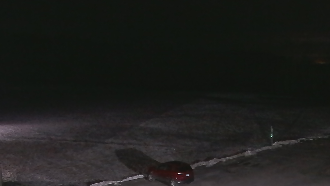 Thumbnail for current weather camera view from Marvelwood School in Kent, Connecticut