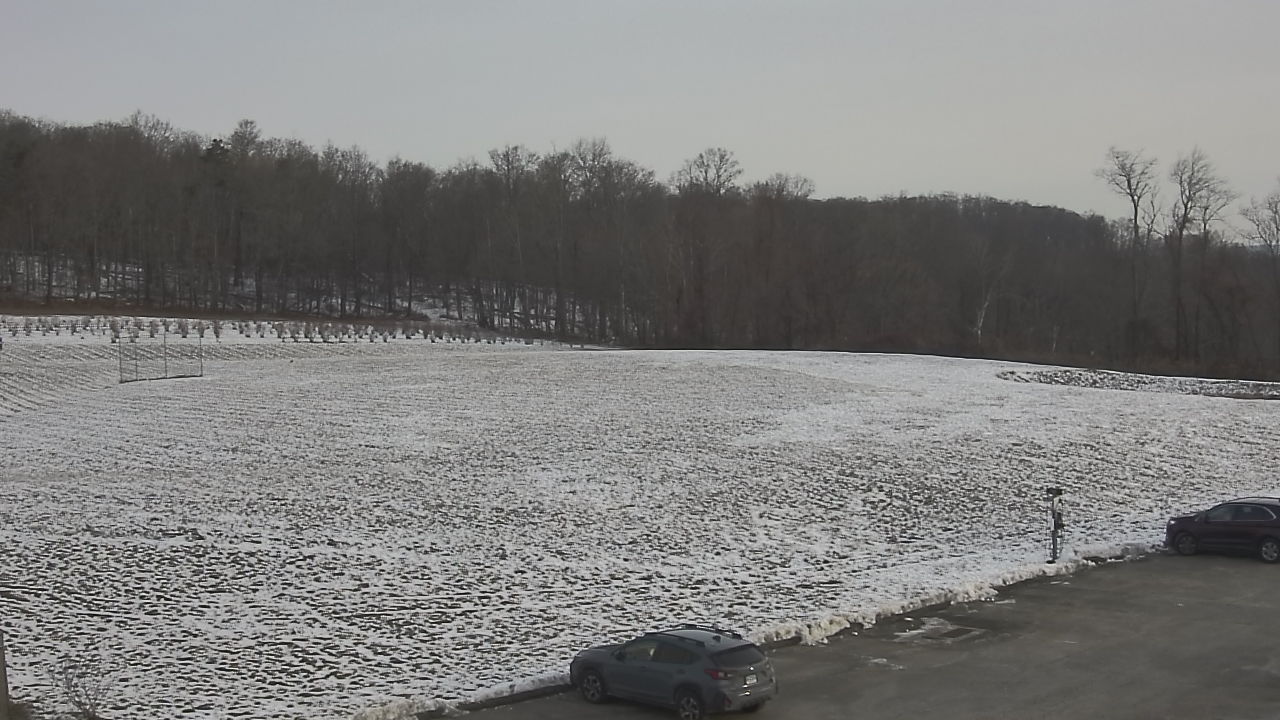 Thumbnail for current weather camera view from Marvelwood School in Kent, Connecticut