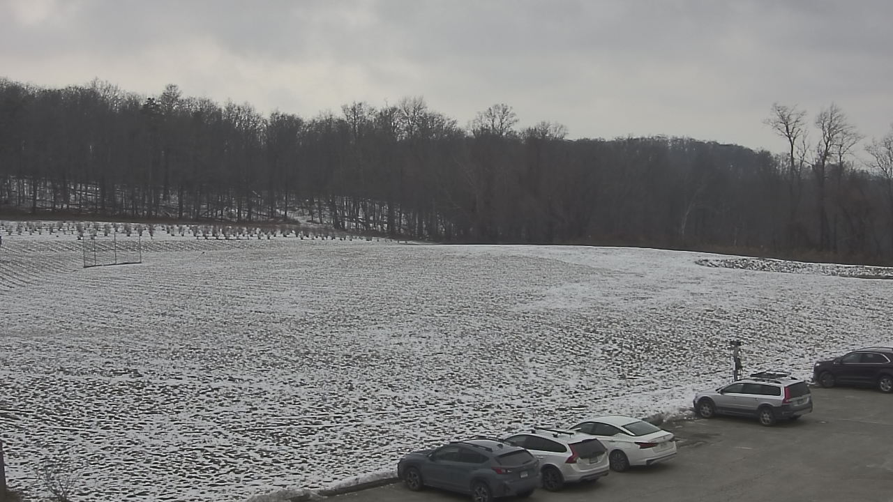 Thumbnail for current weather camera view from Marvelwood School in Kent, Connecticut