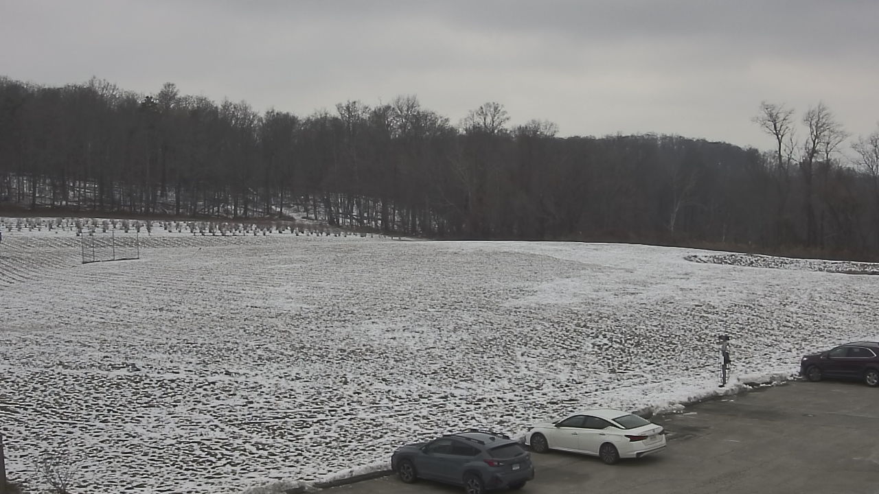 Thumbnail for current weather camera view from Marvelwood School in Kent, Connecticut
