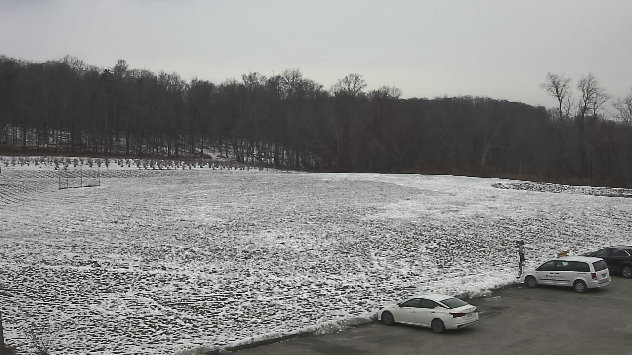Thumbnail for current weather camera view from Marvelwood School in Kent, Connecticut