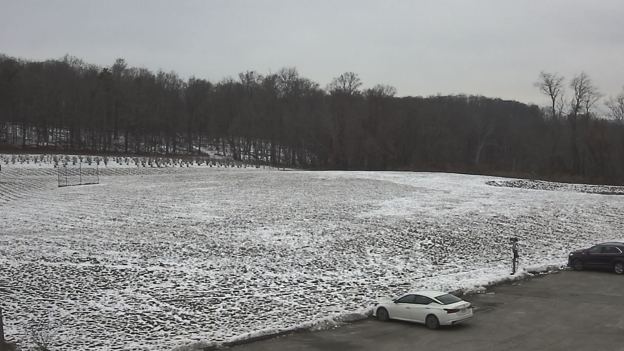 Thumbnail for current weather camera view from Marvelwood School in Kent, Connecticut