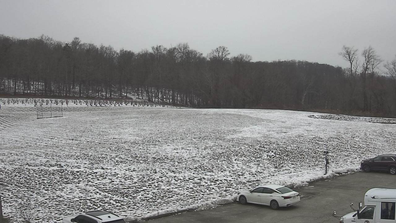 Thumbnail for current weather camera view from Marvelwood School in Kent, Connecticut