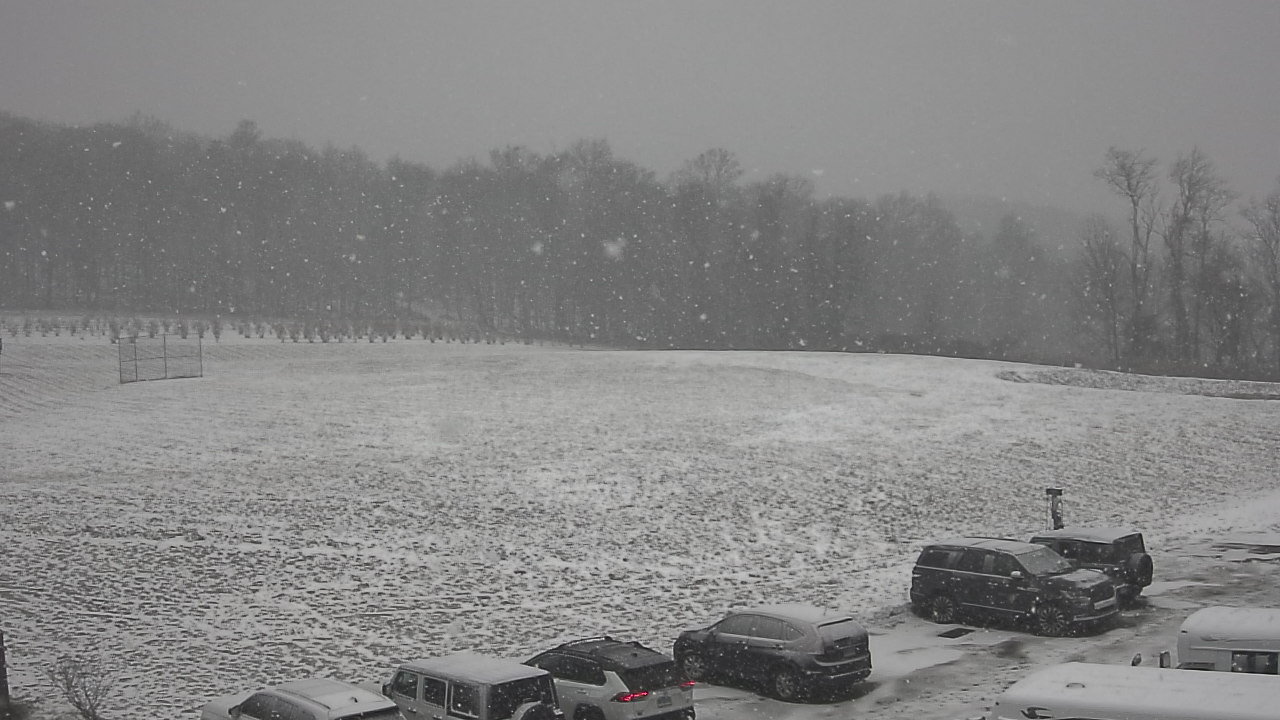 Thumbnail for current weather camera view from Marvelwood School in Kent, Connecticut