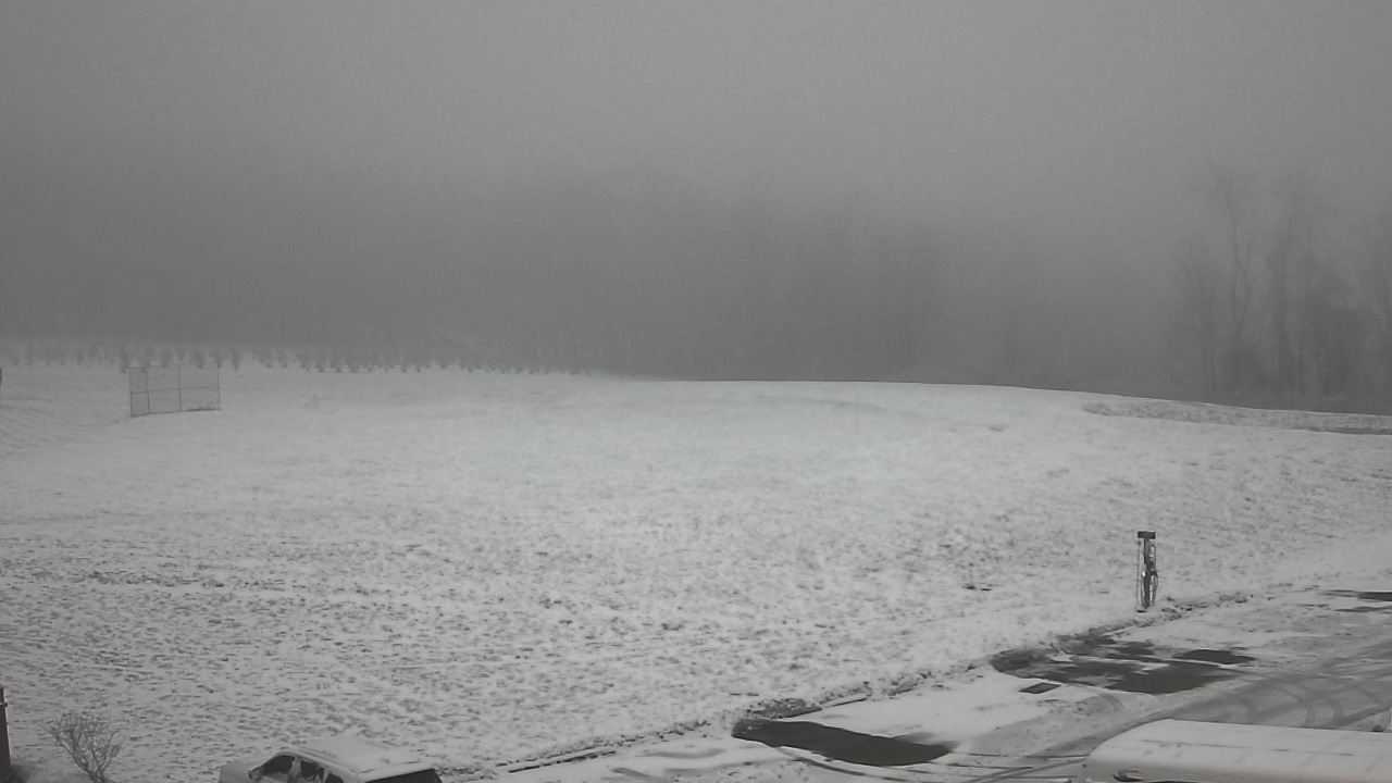 Thumbnail for current weather camera view from Marvelwood School in Kent, Connecticut