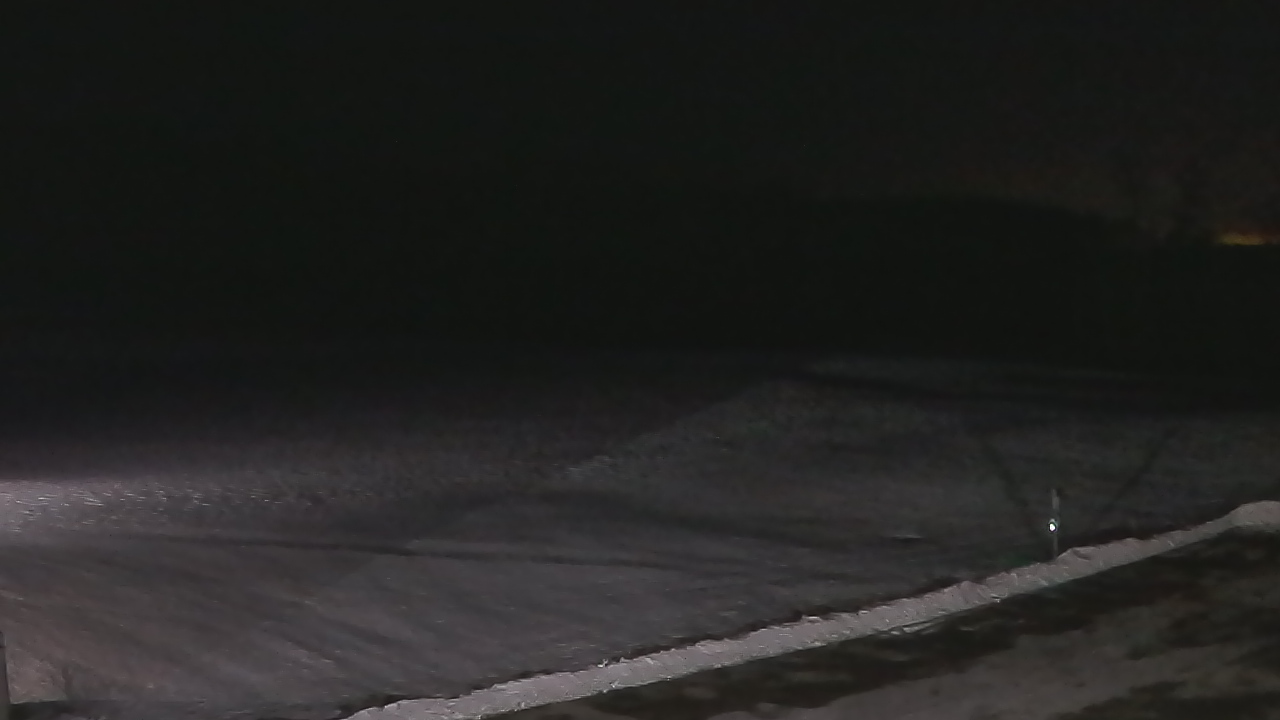 Thumbnail for current weather camera view from Marvelwood School in Kent, Connecticut