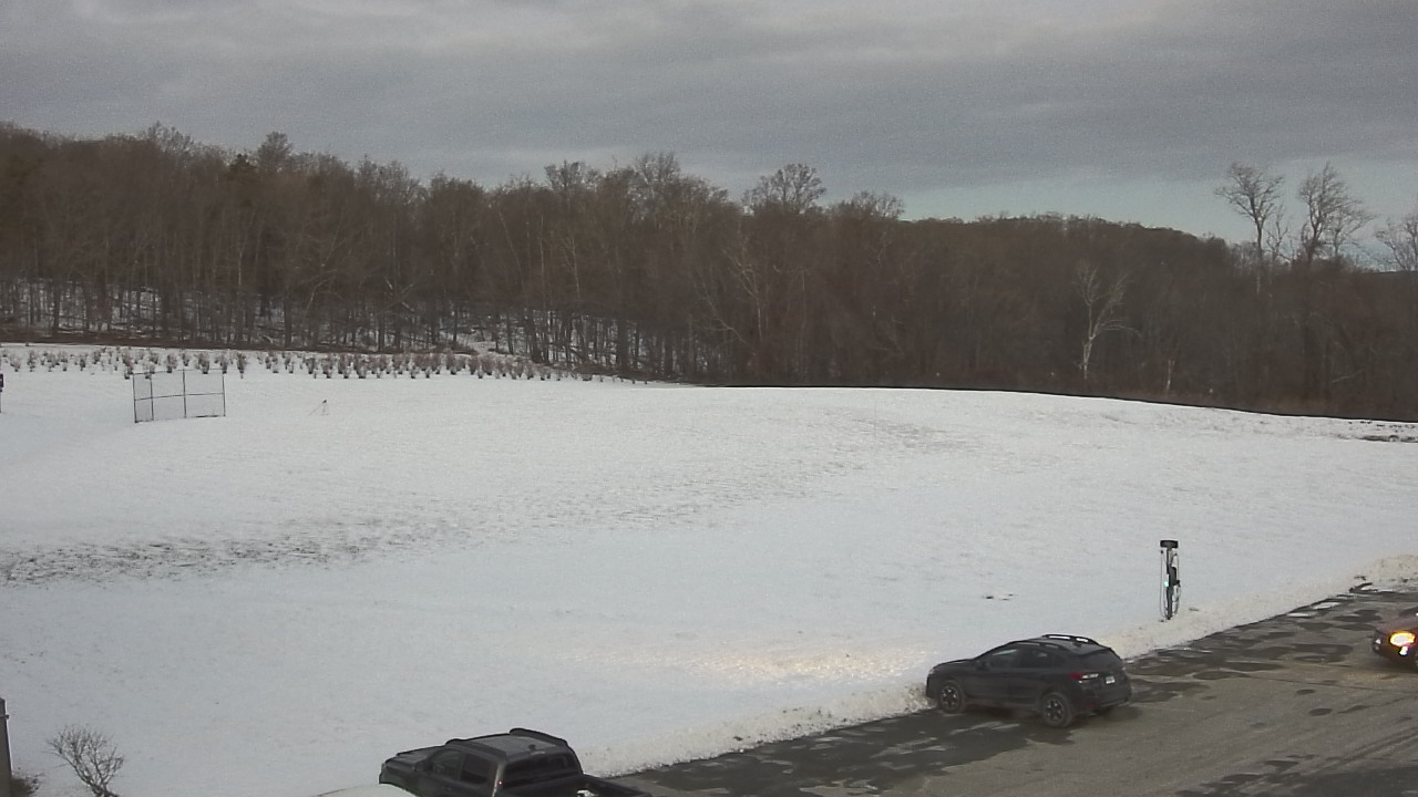 Thumbnail for current weather camera view from Marvelwood School in Kent, Connecticut