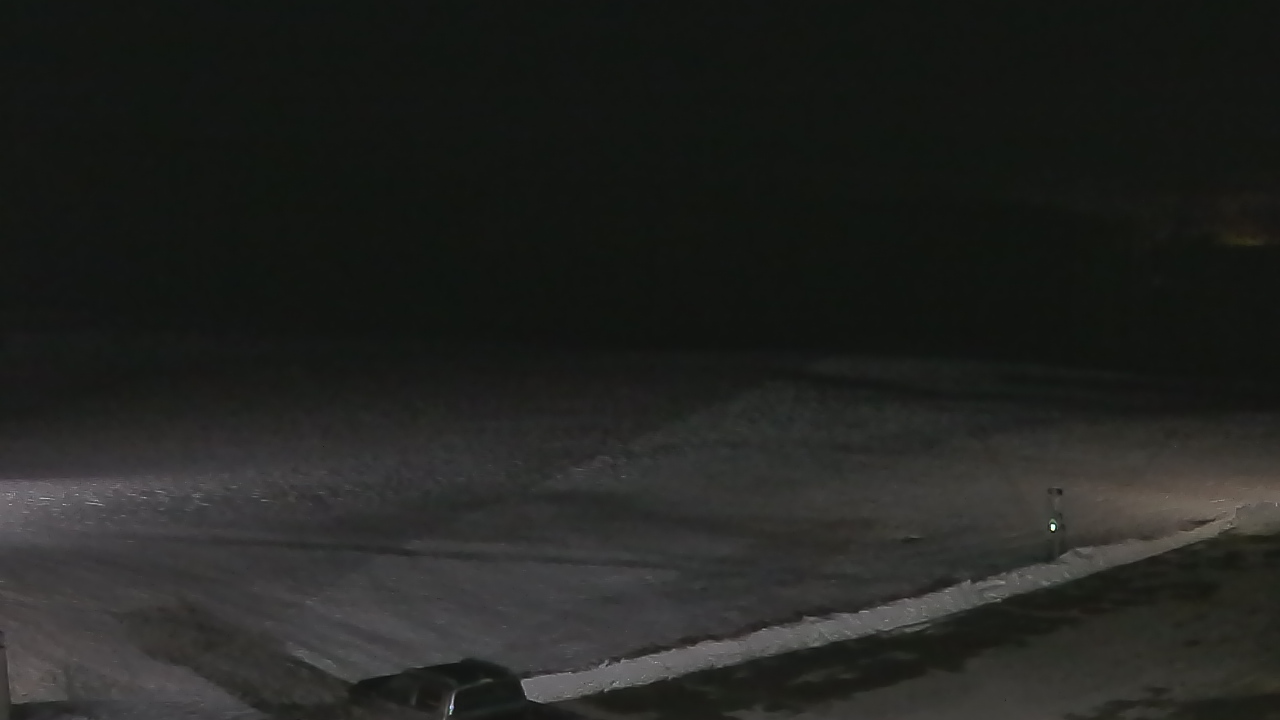 Thumbnail for current weather camera view from Marvelwood School in Kent, Connecticut