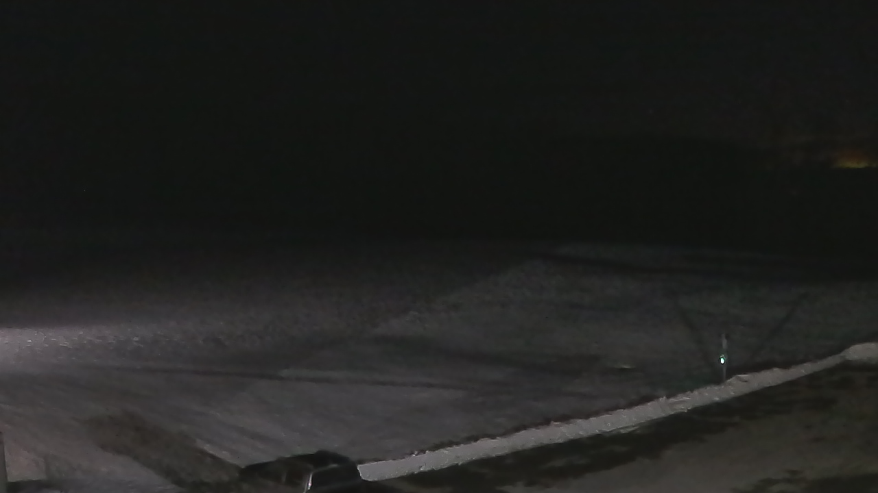 Thumbnail for current weather camera view from Marvelwood School in Kent, Connecticut