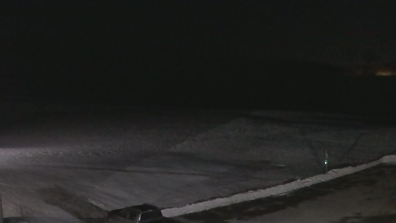 Thumbnail for current weather camera view from Marvelwood School in Kent, Connecticut