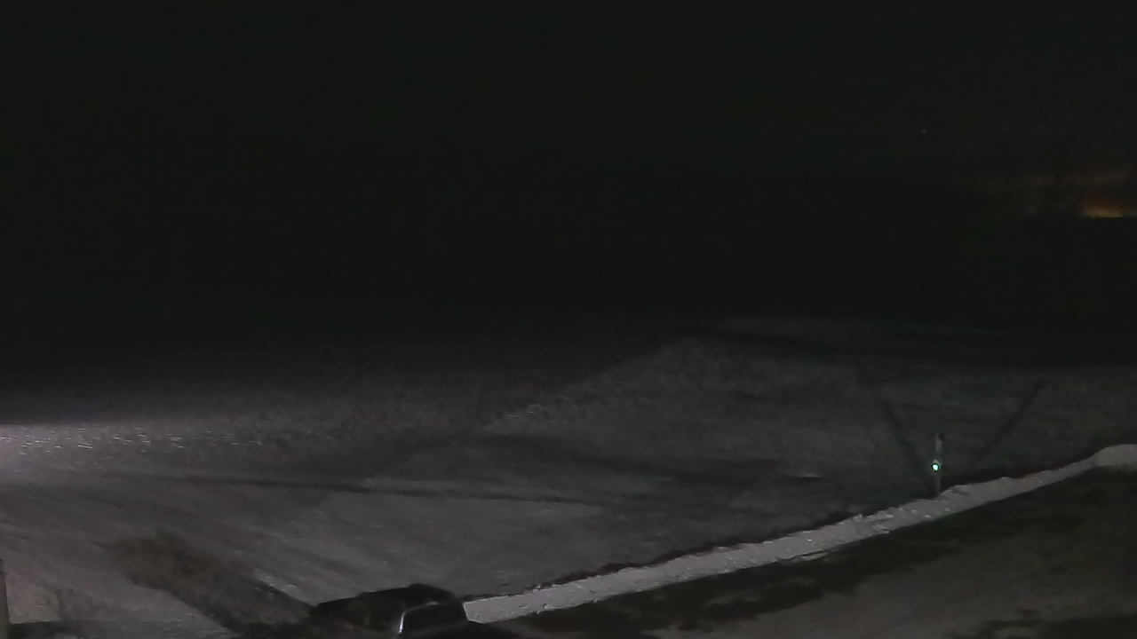 Thumbnail for current weather camera view from Marvelwood School in Kent, Connecticut