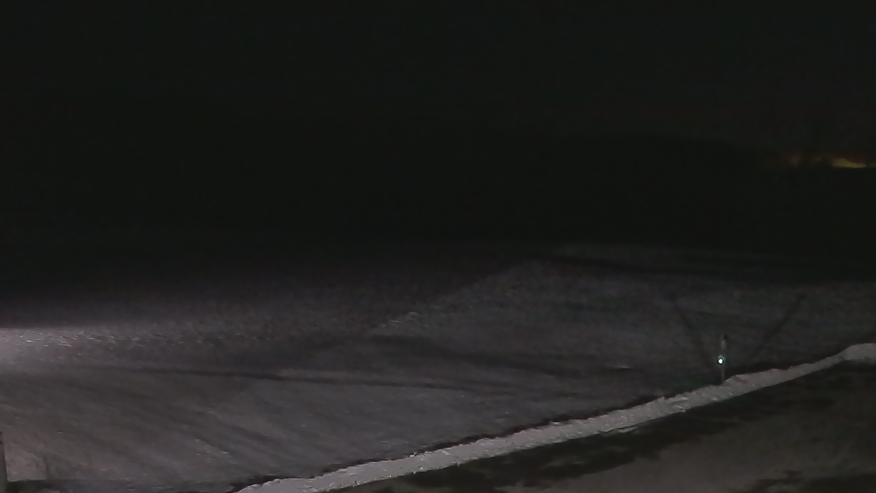 Thumbnail for current weather camera view from Marvelwood School in Kent, Connecticut