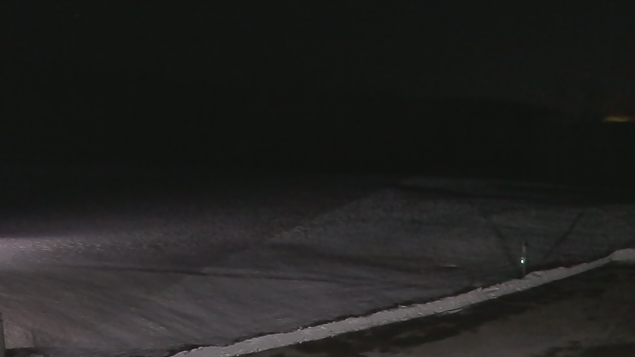 Thumbnail for current weather camera view from Marvelwood School in Kent, Connecticut