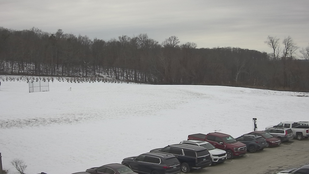 Thumbnail for current weather camera view from Marvelwood School in Kent, Connecticut