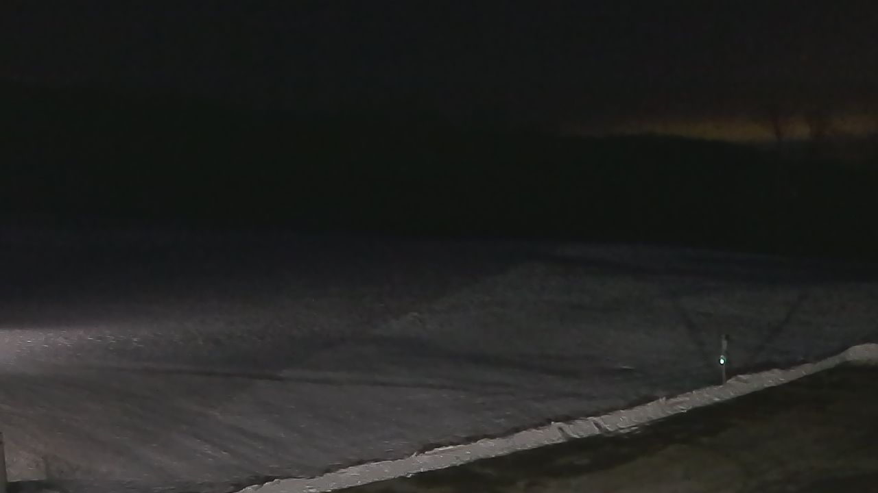 Thumbnail for current weather camera view from Marvelwood School in Kent, Connecticut