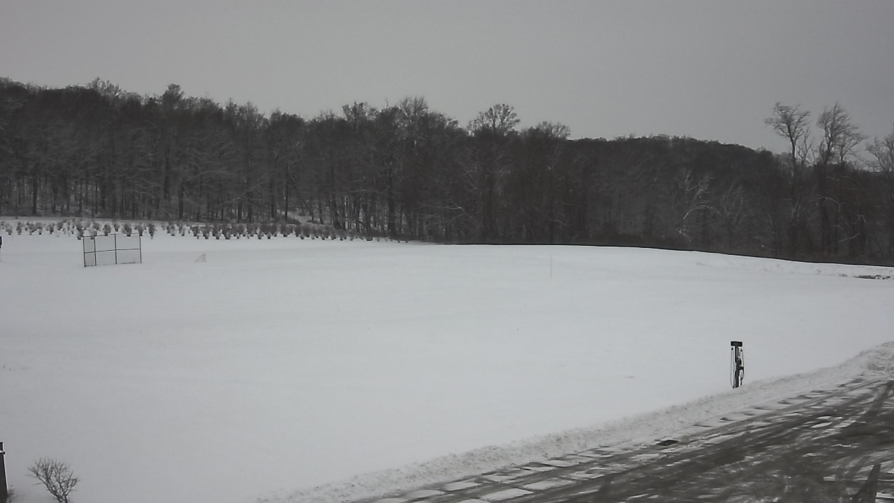 Thumbnail for current weather camera view from Marvelwood School in Kent, Connecticut