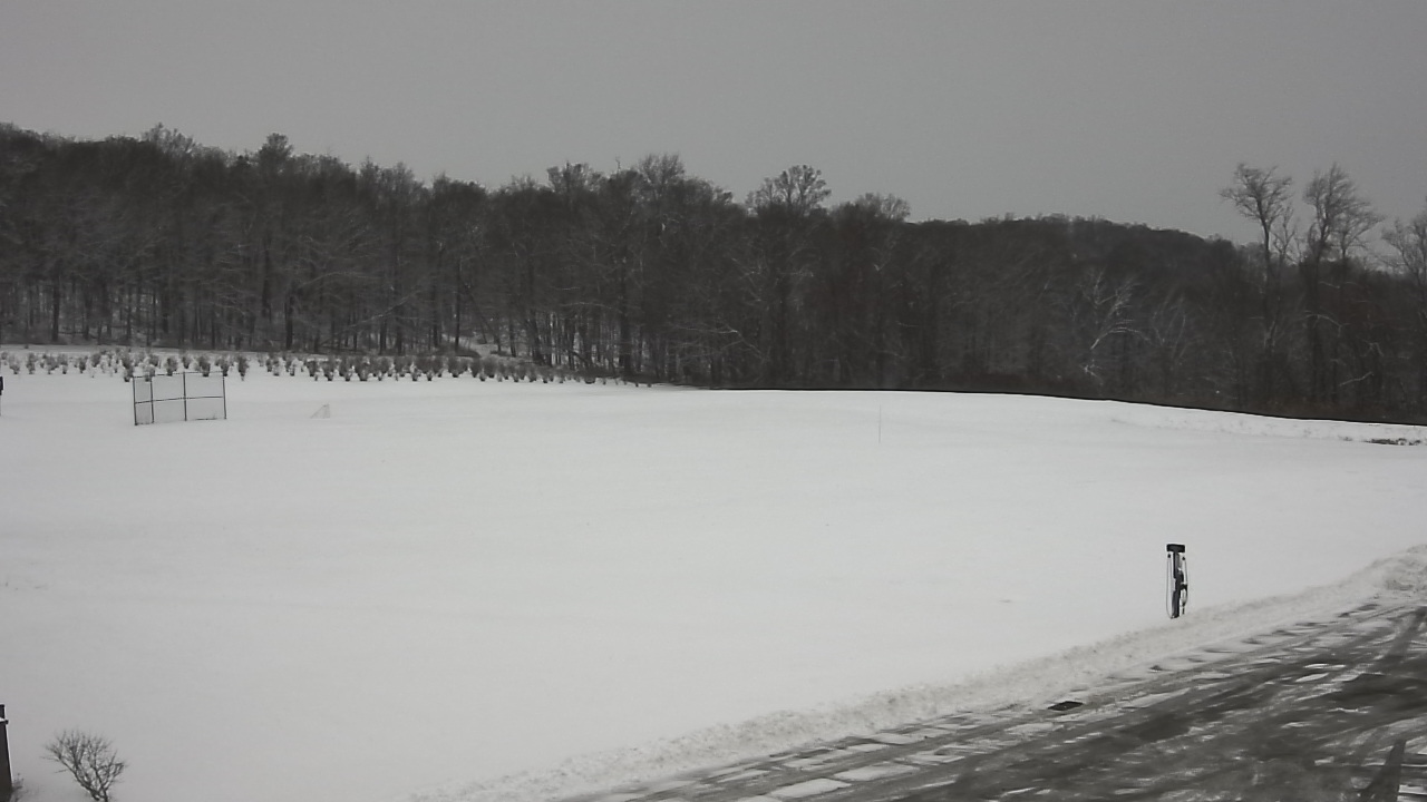 Thumbnail for current weather camera view from Marvelwood School in Kent, Connecticut