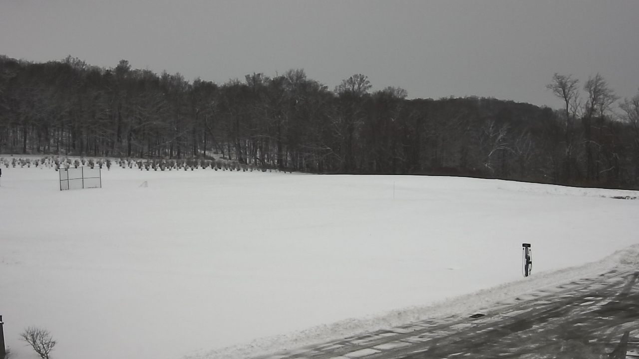Thumbnail for current weather camera view from Marvelwood School in Kent, Connecticut