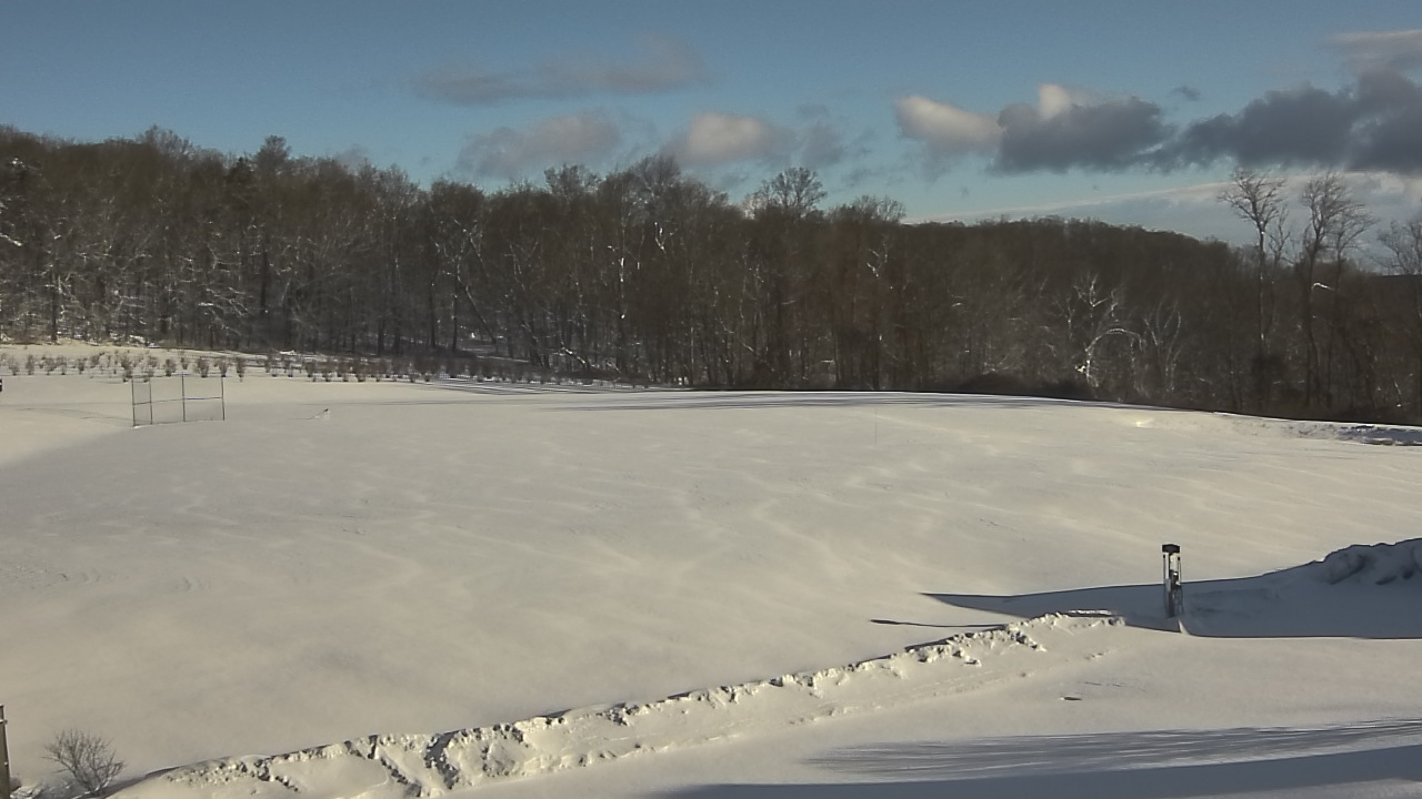 Thumbnail for current weather camera view from Marvelwood School in Kent, Connecticut
