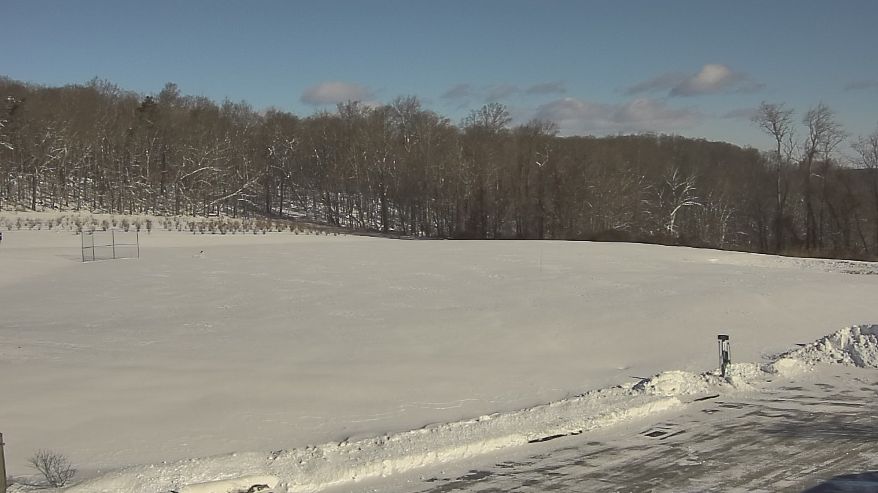 Thumbnail for current weather camera view from Marvelwood School in Kent, Connecticut