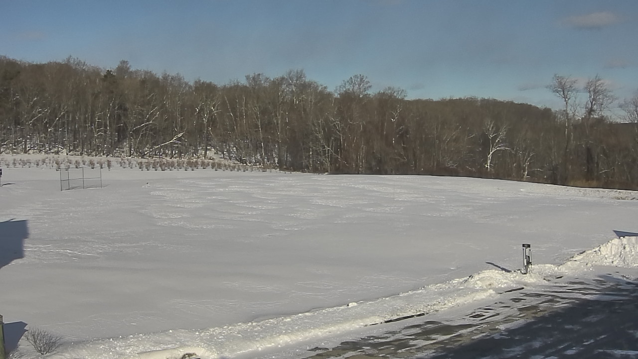 Thumbnail for current weather camera view from Marvelwood School in Kent, Connecticut