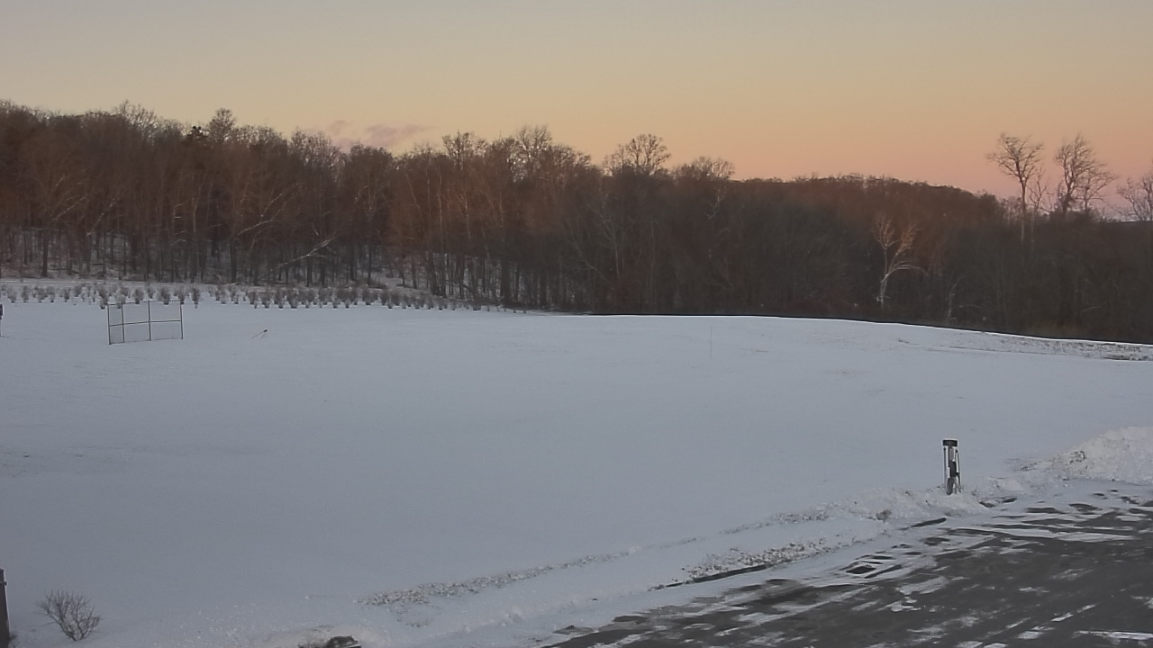 Thumbnail for current weather camera view from Marvelwood School in Kent, Connecticut