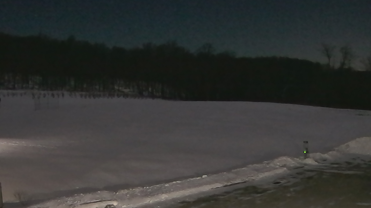 Thumbnail for current weather camera view from Marvelwood School in Kent, Connecticut