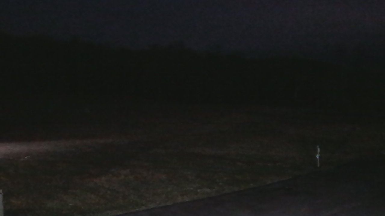 Thumbnail for current weather camera view from Marvelwood School in Kent, Connecticut