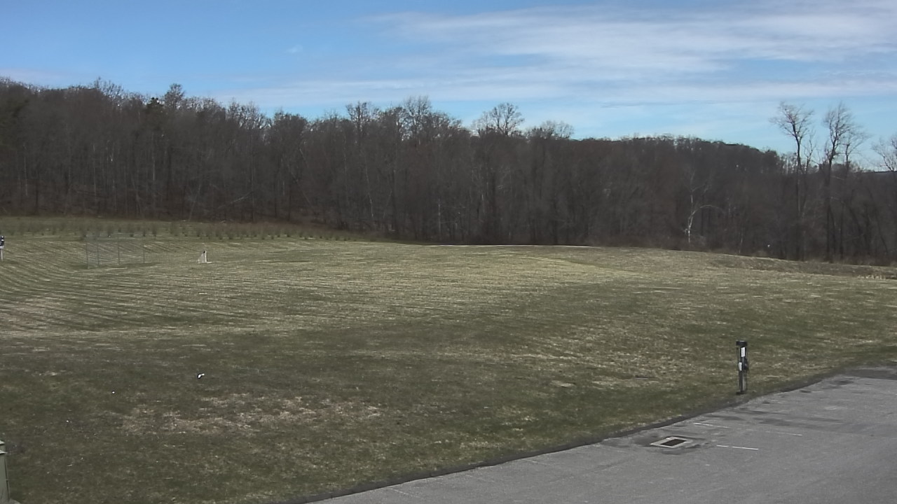 Thumbnail for current weather camera view from Marvelwood School in Kent, Connecticut