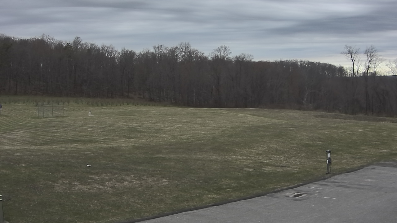 Thumbnail for current weather camera view from Marvelwood School in Kent, Connecticut