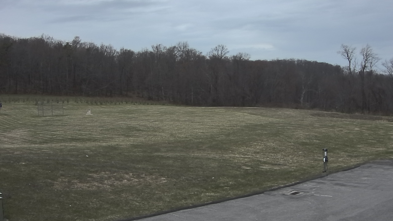 Thumbnail for current weather camera view from Marvelwood School in Kent, Connecticut