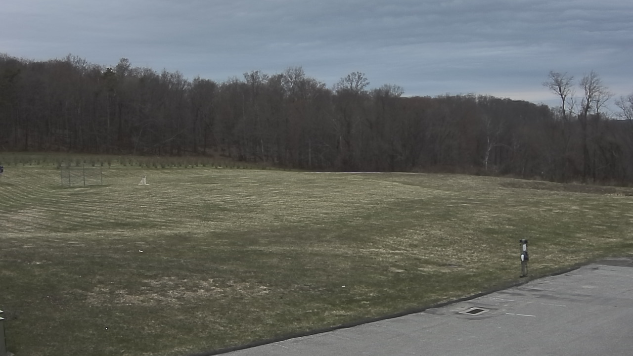 Thumbnail for current weather camera view from Marvelwood School in Kent, Connecticut