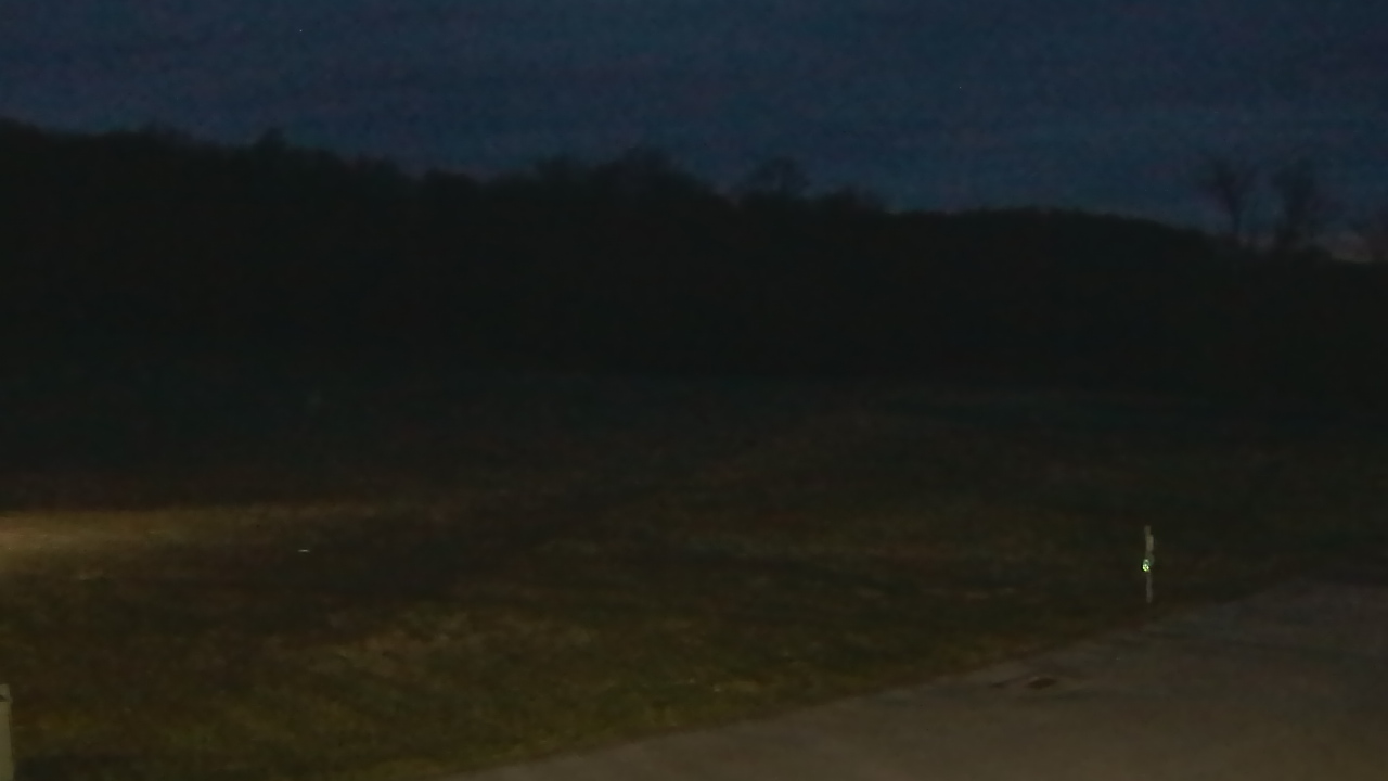 Thumbnail for current weather camera view from Marvelwood School in Kent, Connecticut