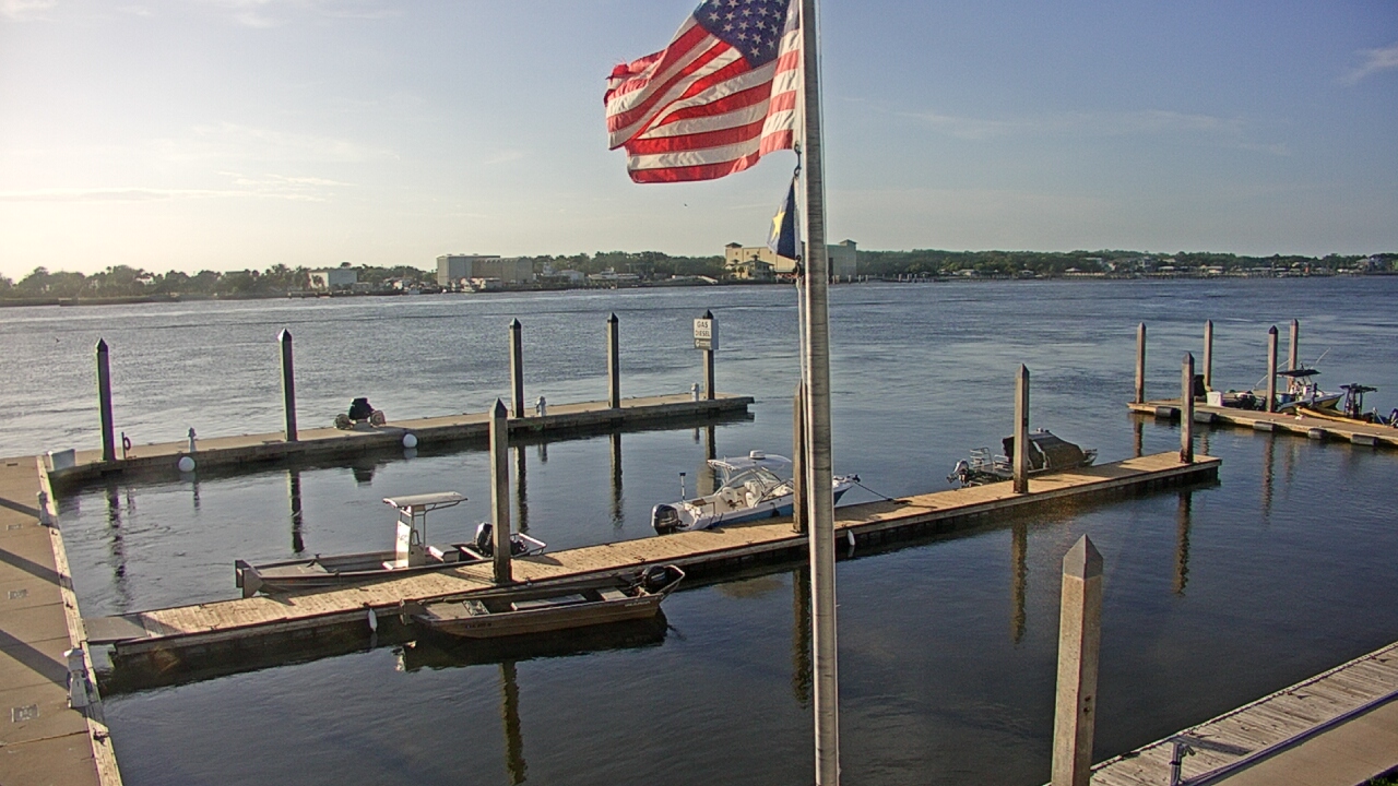 Thumbnail for current weather camera view from Morning Star Marina in Jacksonville, Florida
