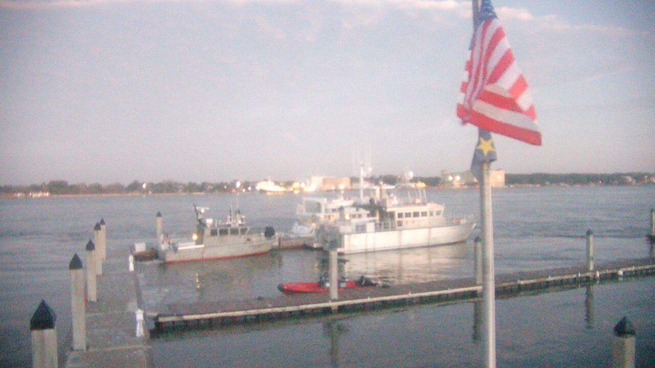 Thumbnail for current weather camera view from Morning Star Marina in Jacksonville, Florida