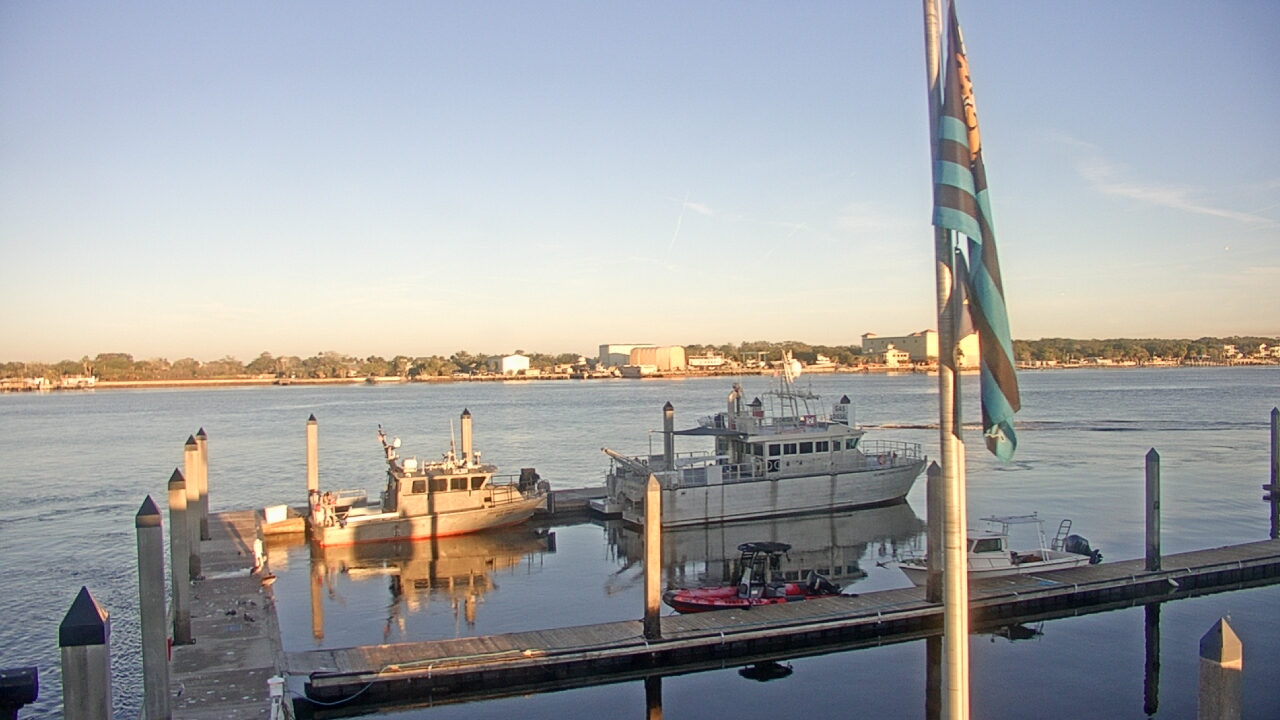 Thumbnail for current weather camera view from Morning Star Marina in Jacksonville, Florida