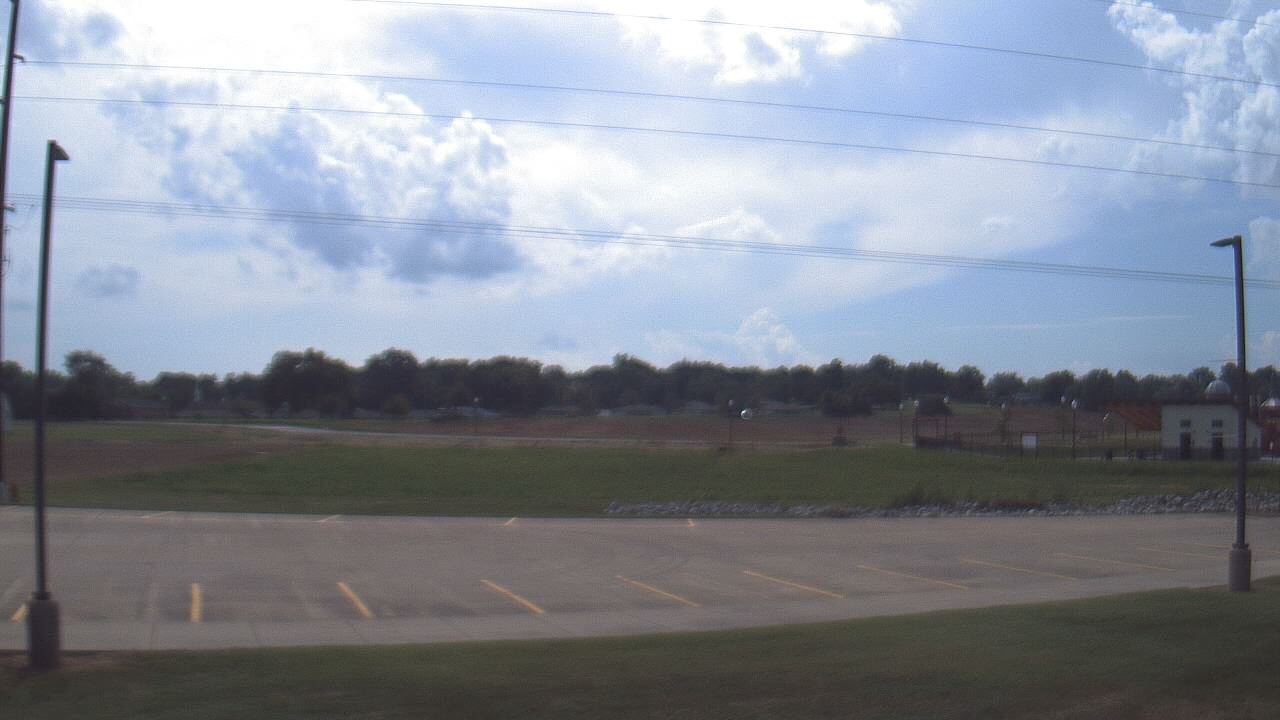 Thumbnail for current weather camera view from West ES in Mount Vernon, Indiana