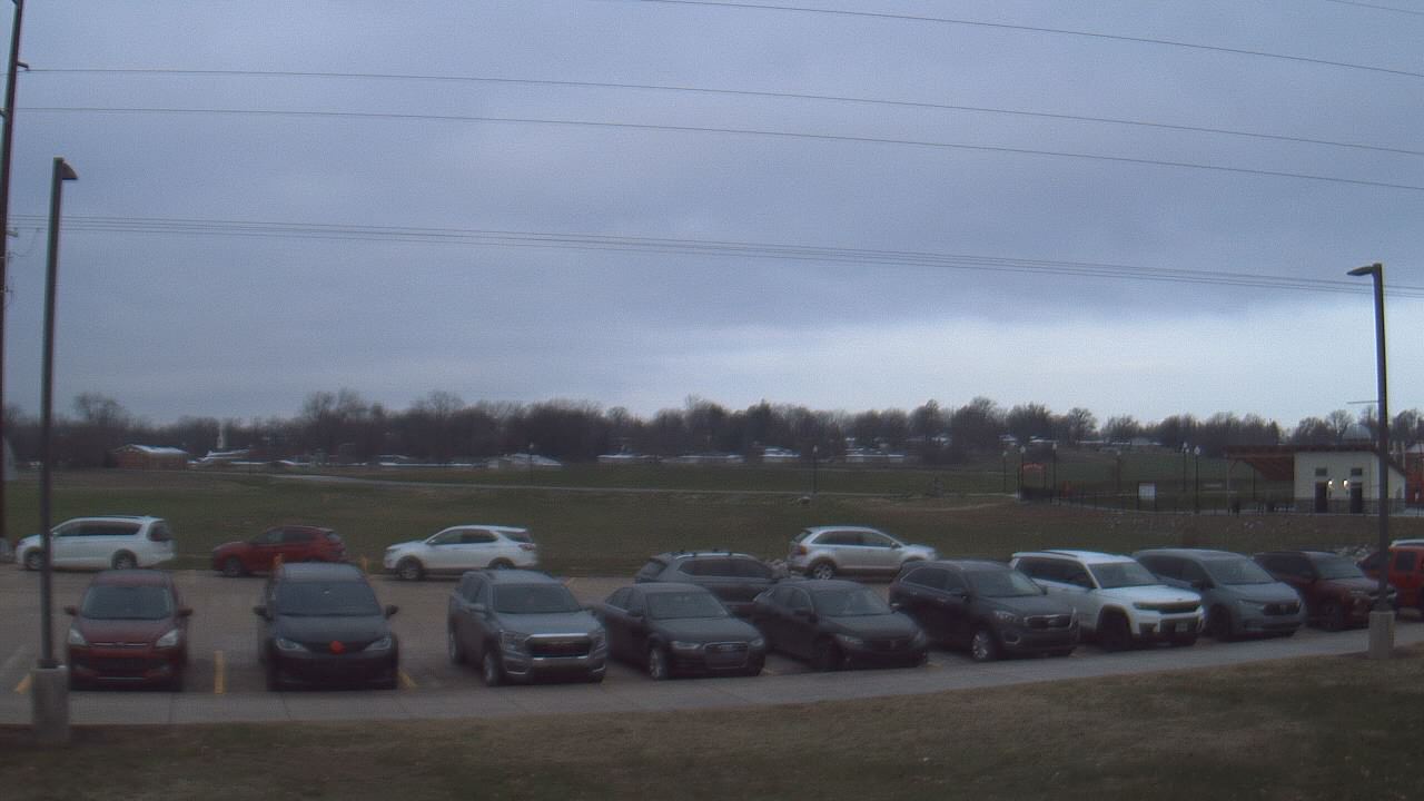 Thumbnail for current weather camera view from West ES in Mount Vernon, Indiana